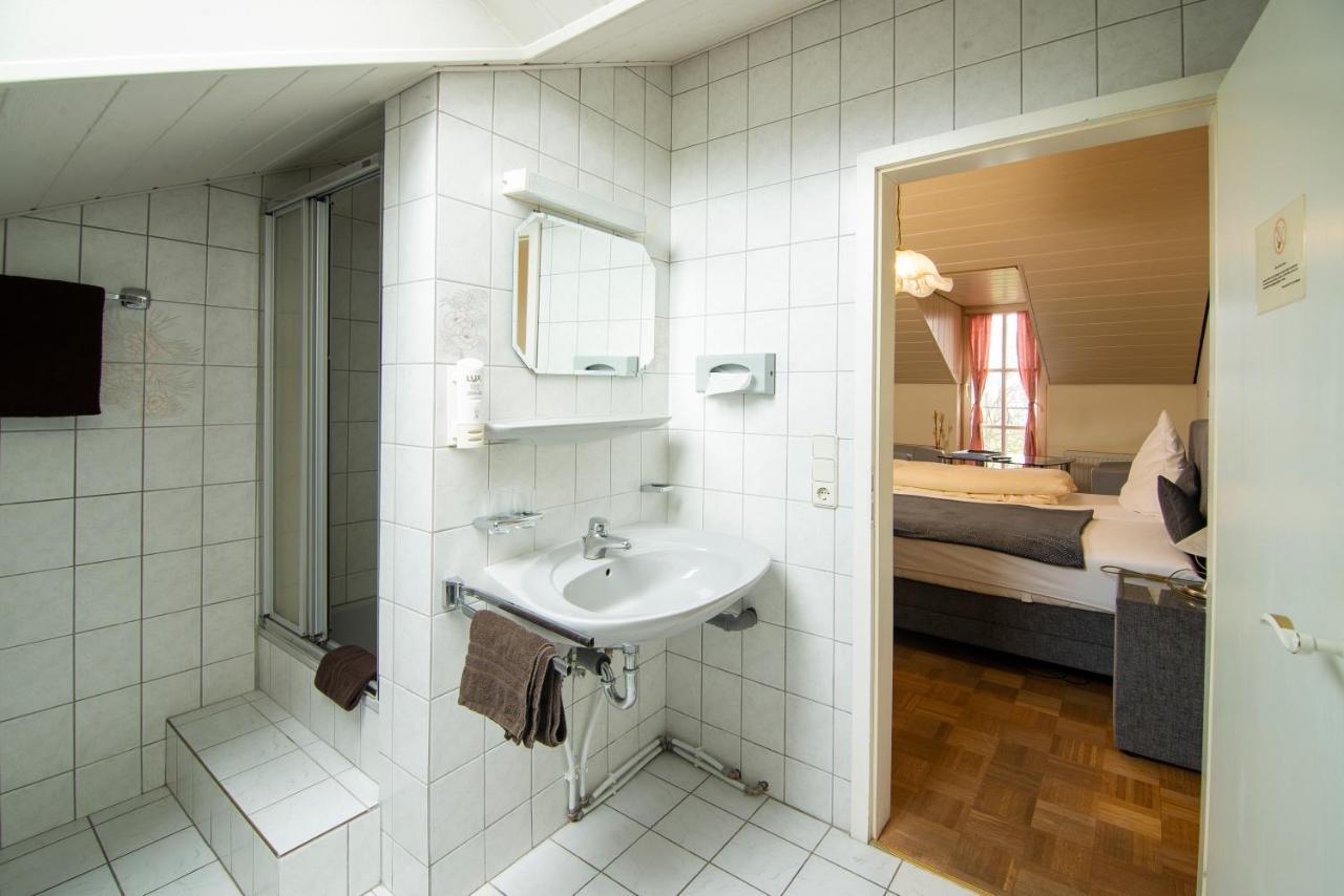 Hotel Zum Bergischen Hof Dormagen Zewnętrze zdjęcie
