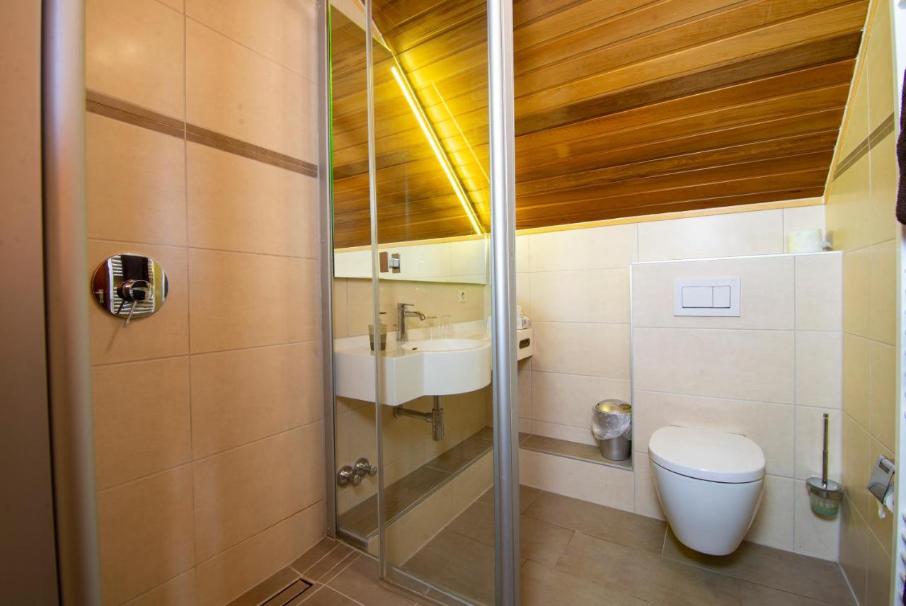 Hotel Zum Bergischen Hof Dormagen Zewnętrze zdjęcie
